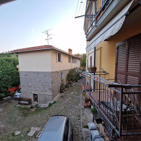 Lovely One-Bedroom Attic In An Ancient Village Bolonha Exterior foto