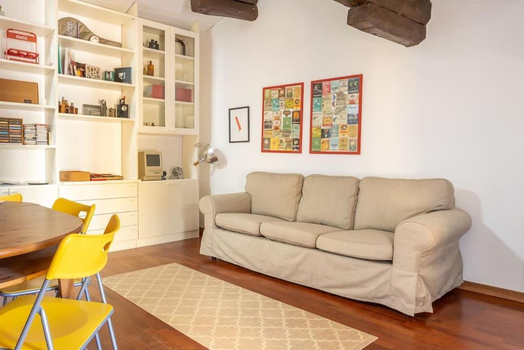 Lovely One-Bedroom Attic In An Ancient Village Bolonha Exterior foto